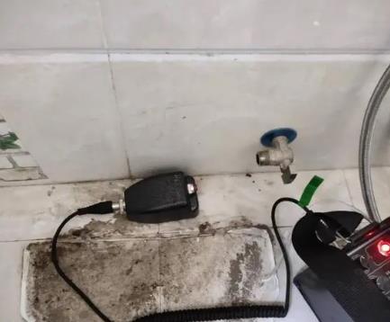 连城屋顶漏水维修公司分享下卫生间漏水的危害及解决方法